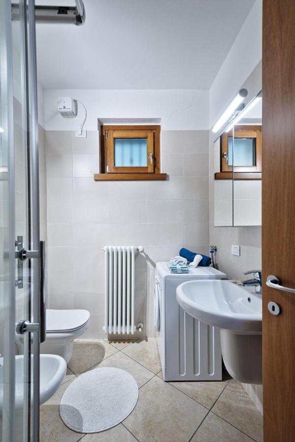 Casa Alessandro Con Piscina Lago Di Garda Salionze Екстериор снимка