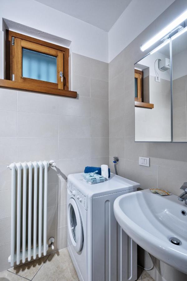 Casa Alessandro Con Piscina Lago Di Garda Salionze Екстериор снимка